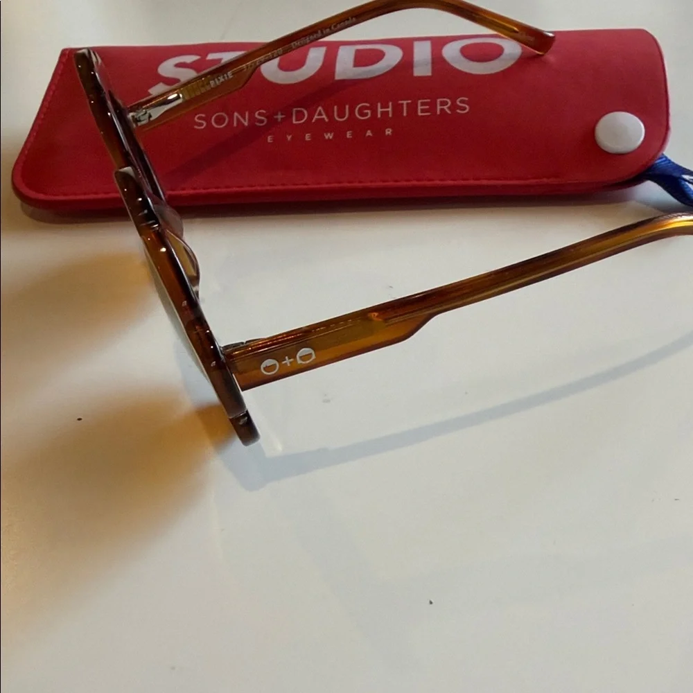 Sons+Daughters kids luxury sunglasses.
